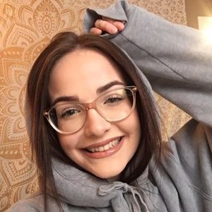 Meet your Posher, Natalie